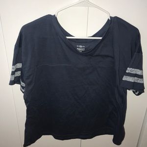 Navy blue tee